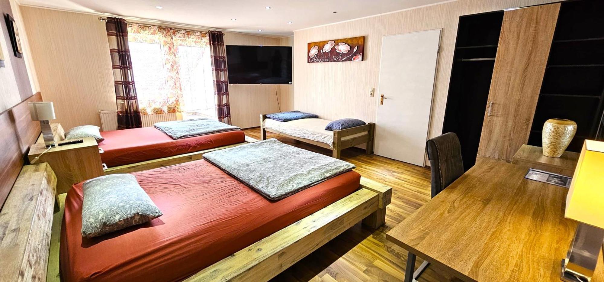 Gruendauer Monteurwohnung/Studentenwohnung エクステリア 写真