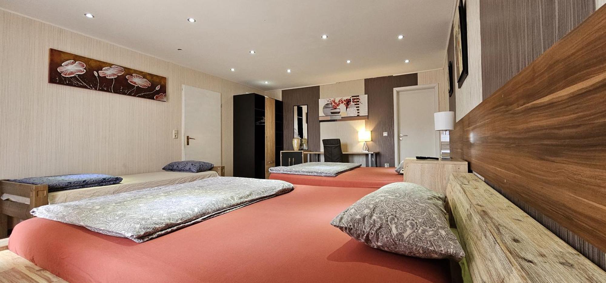 Gruendauer Monteurwohnung/Studentenwohnung エクステリア 写真
